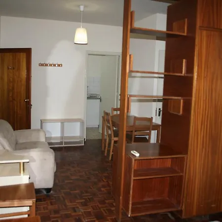 Louki Akrita Studio Apartmán *